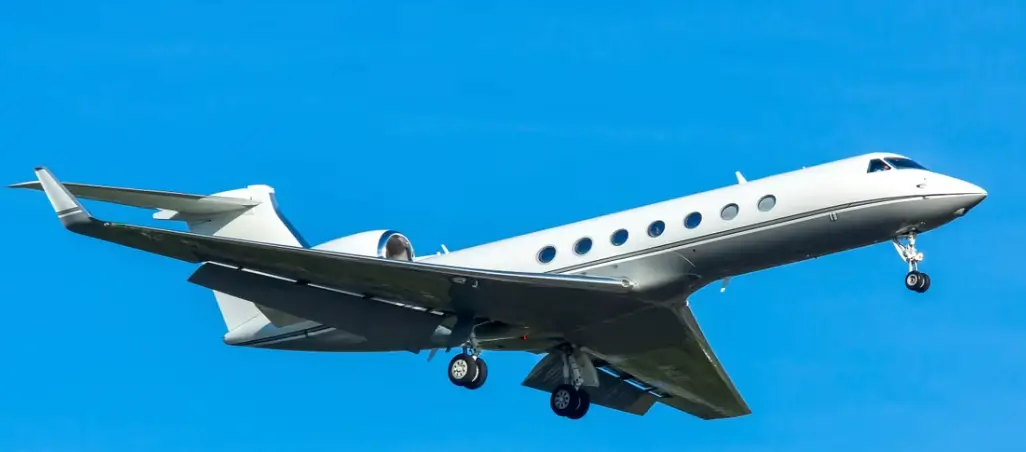 Can You Claim Compensation for a Cancelled Flight Booked Through a Travel Agency?