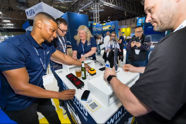 How Experiential Marketing Supports Product Launch Campaigns